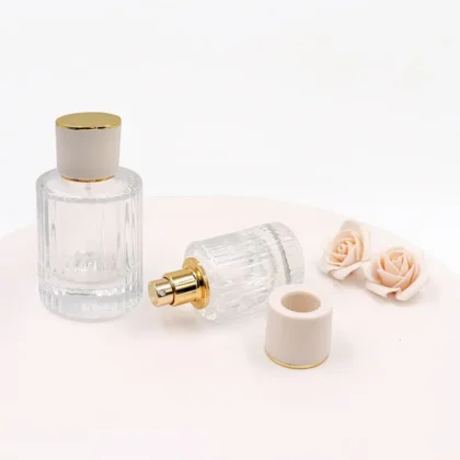 Bouteilles de parfum cylindriques